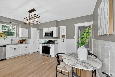 $299,900 | 6312 Berthold Avenue, St. Louis, MO 63139