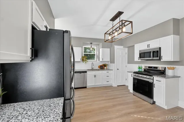 $299,900 | 6312 Berthold Avenue, St. Louis, MO 63139