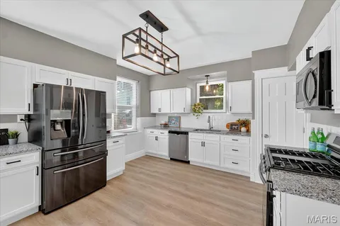 $299,900 | 6312 Berthold Avenue, St. Louis, MO 63139