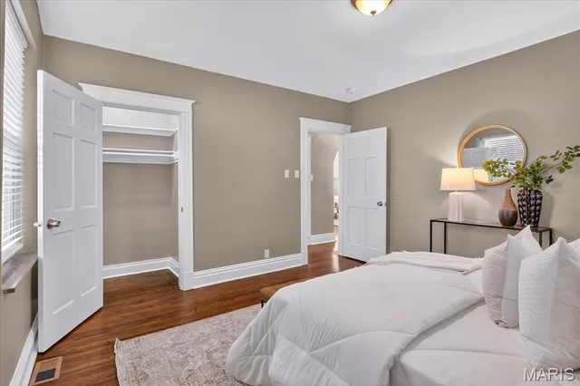 $299,900 | 6312 Berthold Avenue, St. Louis, MO 63139