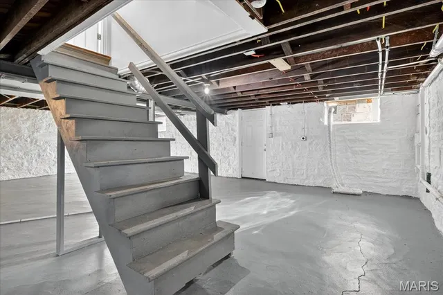 $299,900 | 6312 Berthold Avenue, St. Louis, MO 63139