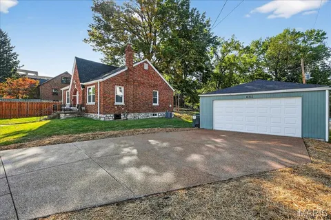 $299,900 | 6312 Berthold Avenue, St. Louis, MO 63139