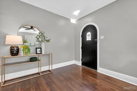 $299,900 | 6312 Berthold Avenue, St. Louis, MO 63139