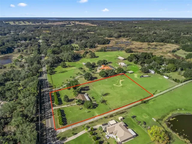 $419,000 | 16121 Southeast Highway 42, Weirsdale, FL 32195