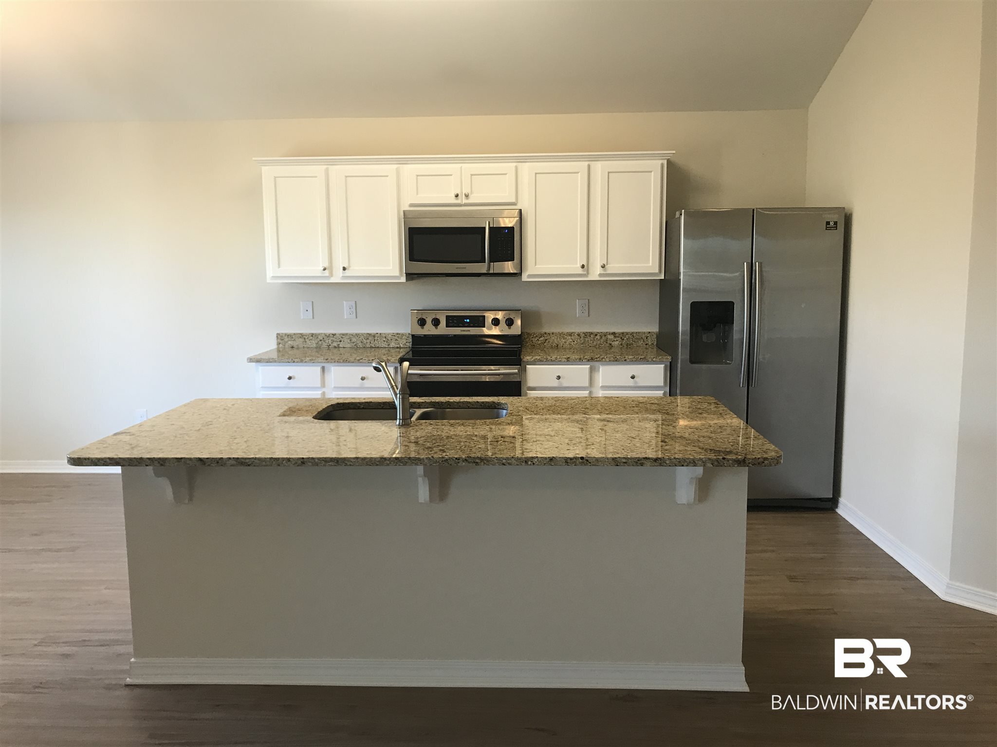 140 Pemberton Loop Fairhope, AL 36532 - Photo 16 of 36 Open Kitchen
