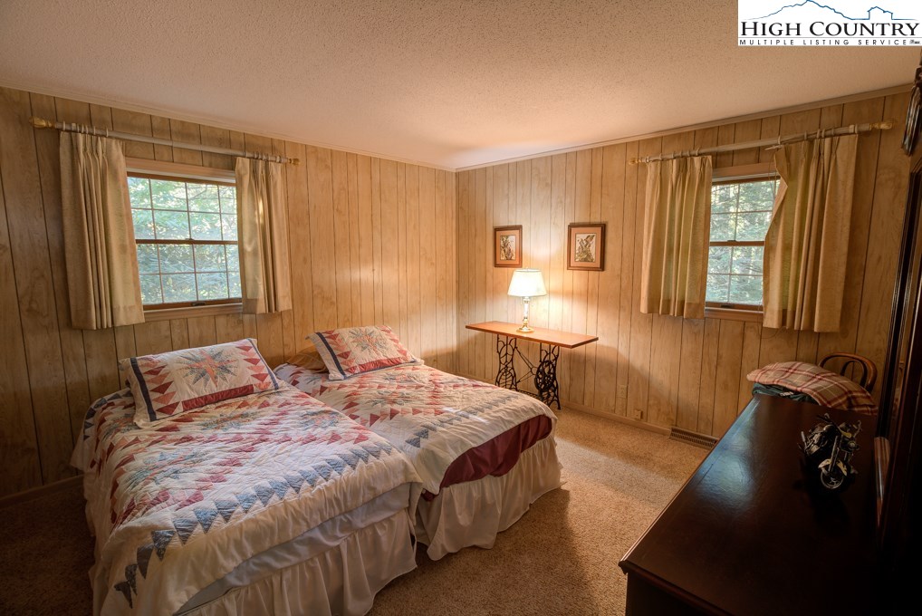 430 Park Road Banner Elk, NC 28604 - Photo 16 of 33 Gallery Image 16