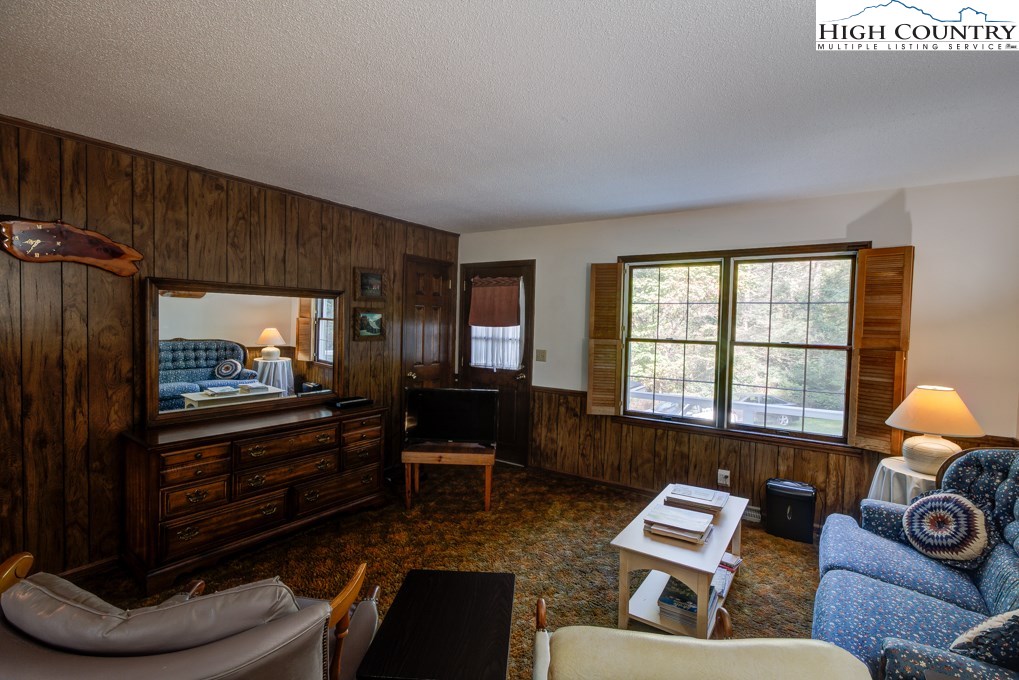 430 Park Road Banner Elk, NC 28604 - Photo 25 of 33 Gallery Image 25
