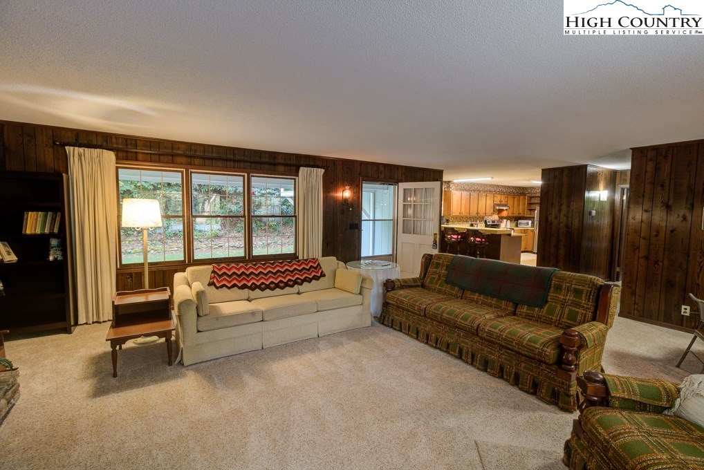 430 Park Road Banner Elk, NC 28604 - Photo 6 of 33 Gallery Image 6