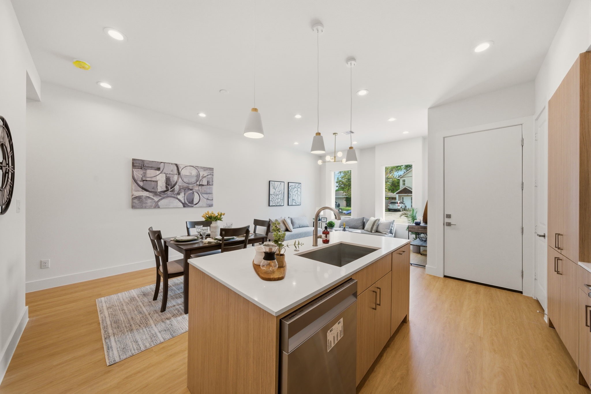6514 Luce Street, Unit B Houston, TX 77087 - Photo 8 of 34