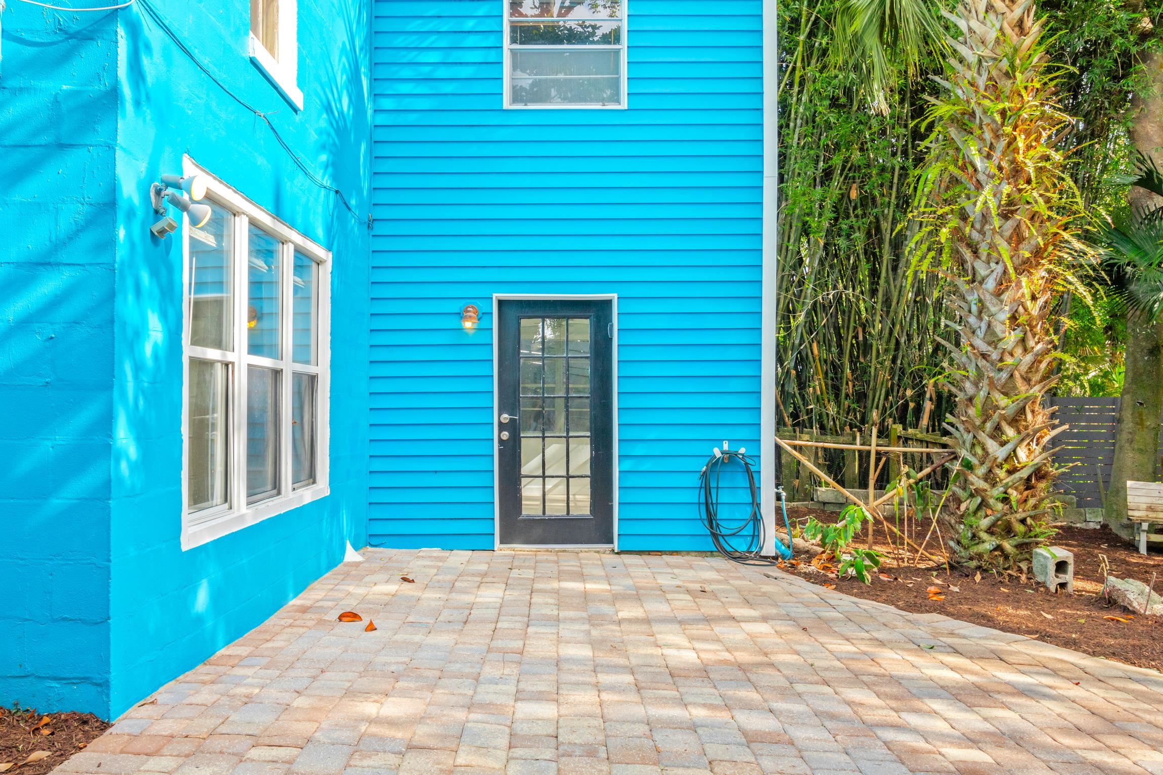 26 Ponce De Leon Avenue St. Augustine, FL 32080 - Photo 20 of 51 a view of a house with a backyard