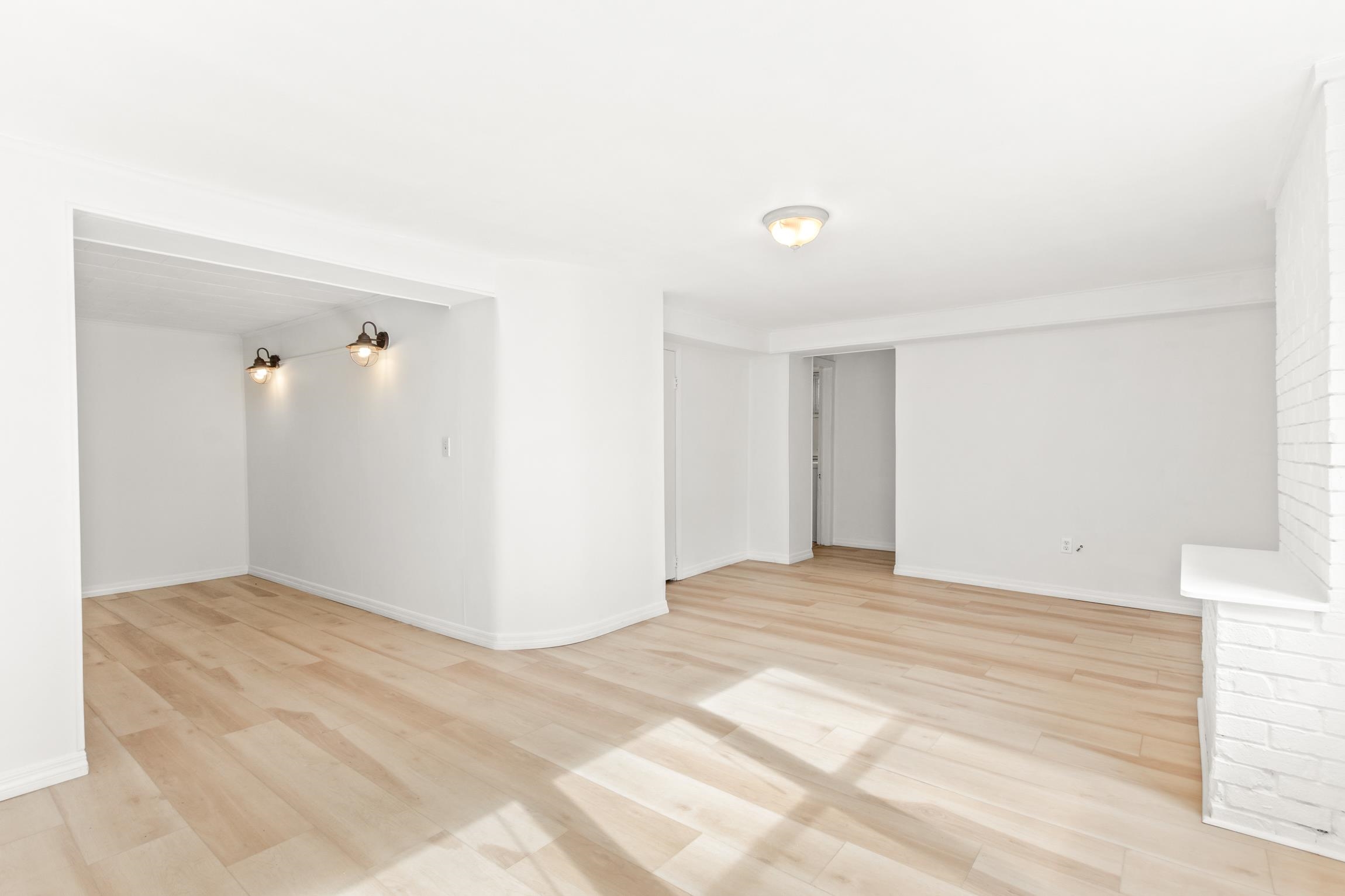 26 Ponce De Leon Avenue St. Augustine, FL 32080 - Photo 26 of 51 a view of an empty room