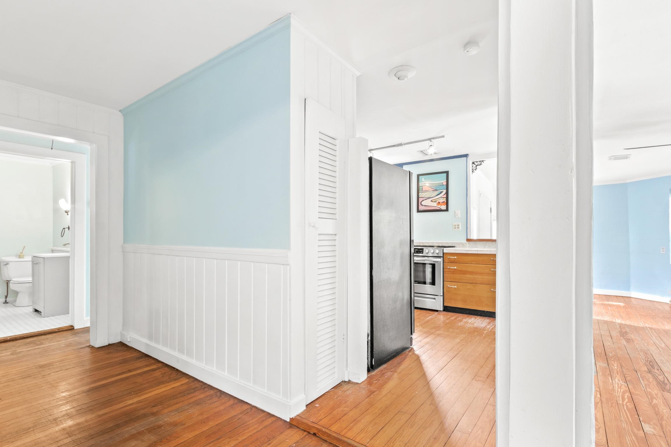 26 Ponce De Leon Avenue St. Augustine, FL 32080 - Photo 10 of 51 a view of a bedroom with wooden floor