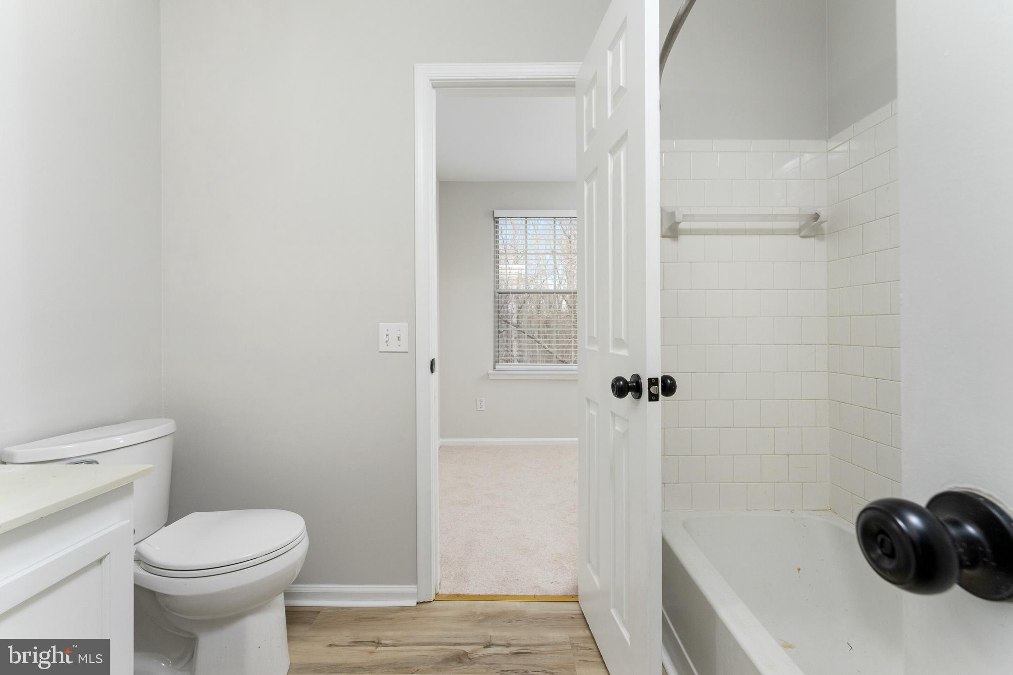 14846 Basingstoke Loop Centreville, VA 20120 - Photo 21 of 33