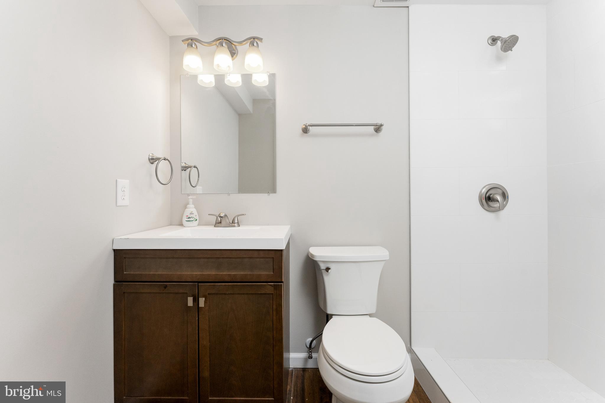 14846 Basingstoke Loop Centreville, VA 20120 - Photo 24 of 33