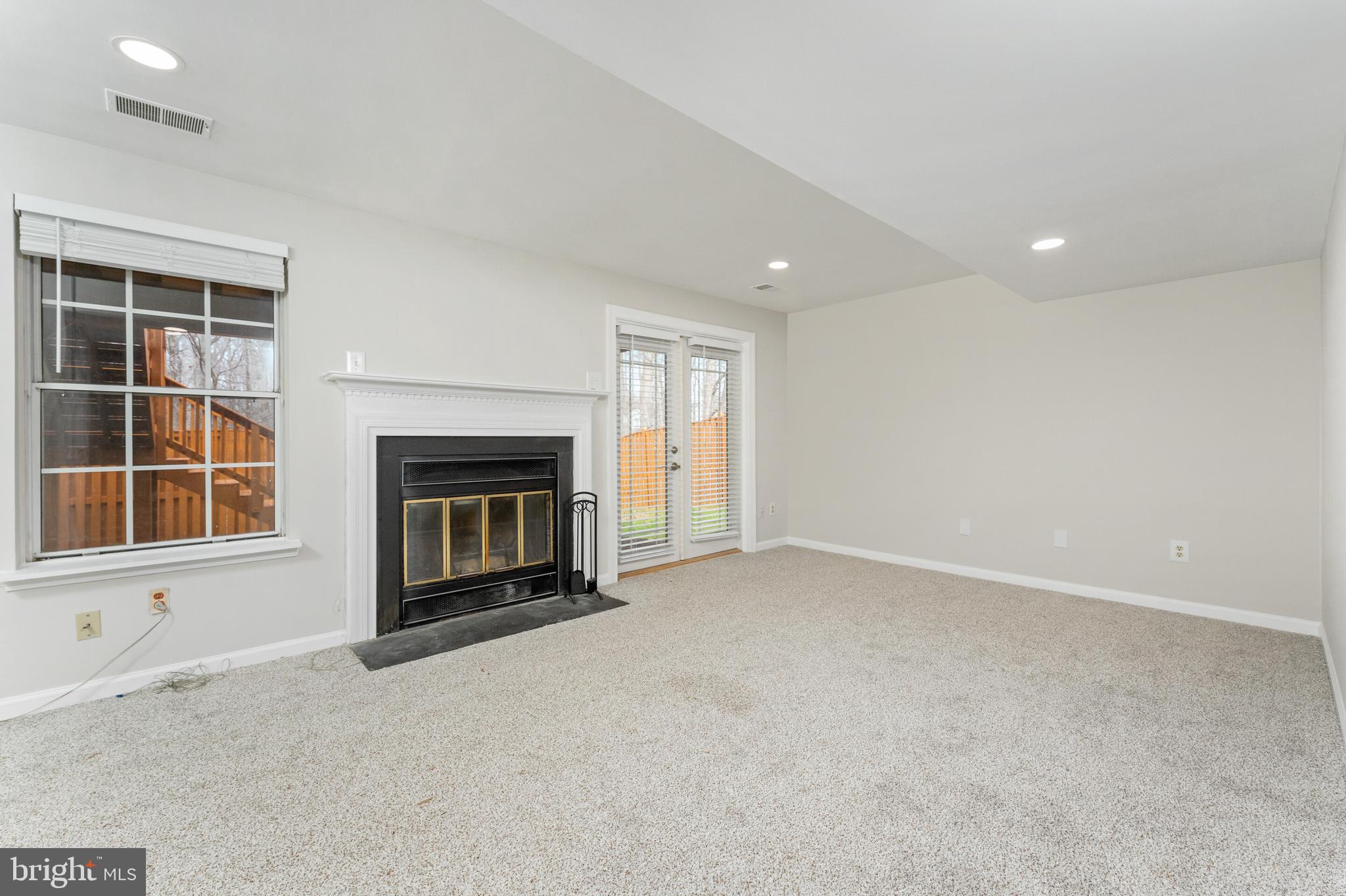 14846 Basingstoke Loop Centreville, VA 20120 - Photo 25 of 33