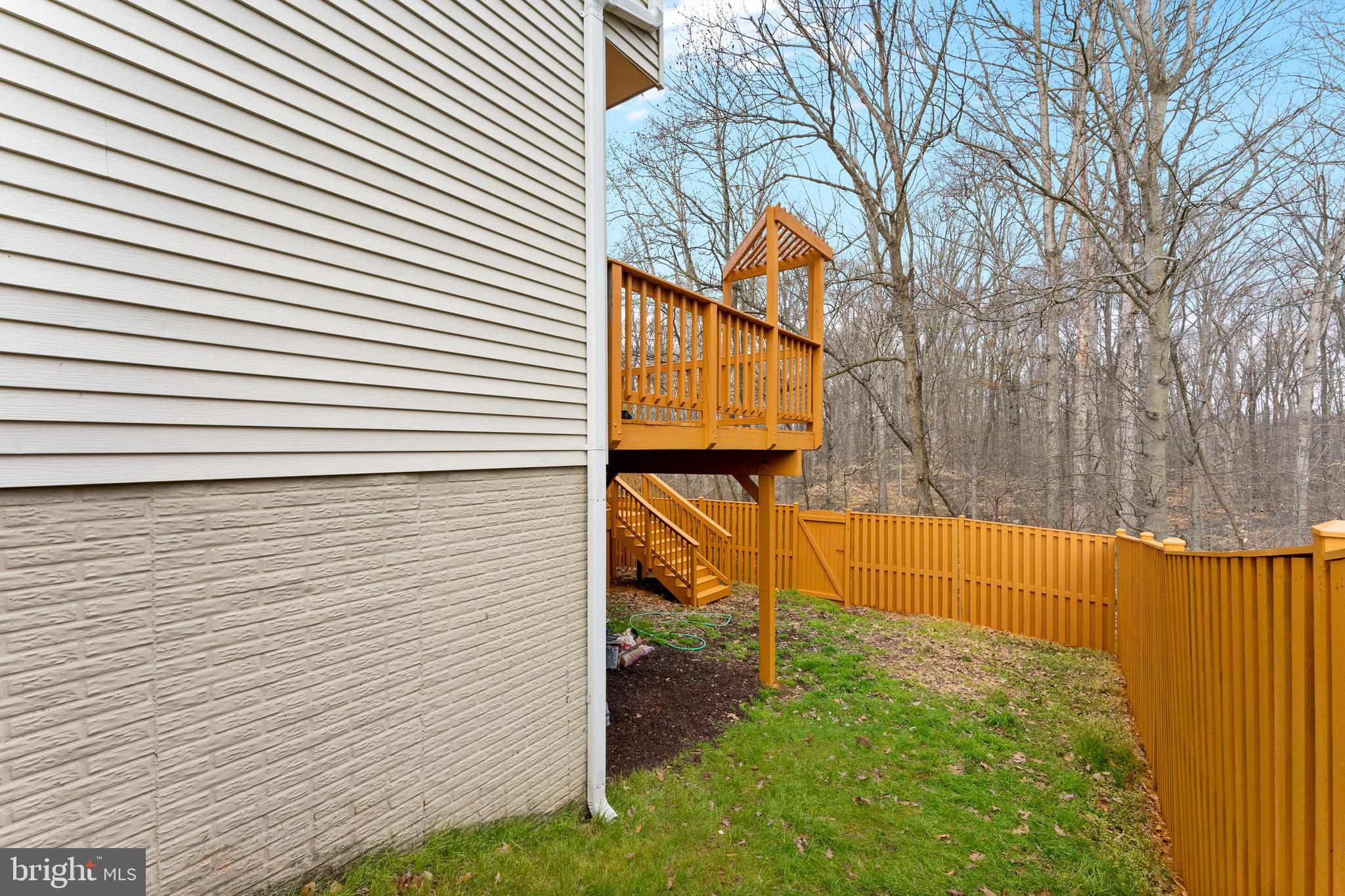 14846 Basingstoke Loop Centreville, VA 20120 - Photo 30 of 33