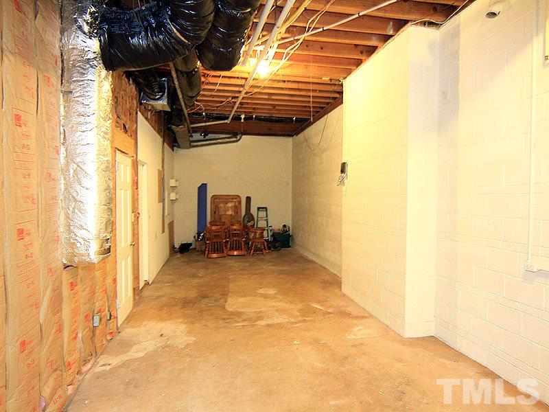 1210 Canterbury Road Raleigh, NC 27608 - Photo 21 of 23