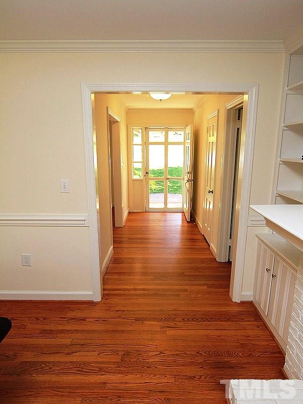 1210 Canterbury Road Raleigh, NC 27608 - Photo 4 of 23