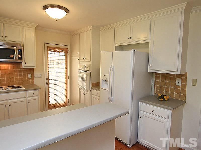 1210 Canterbury Road Raleigh, NC 27608 - Photo 10 of 23