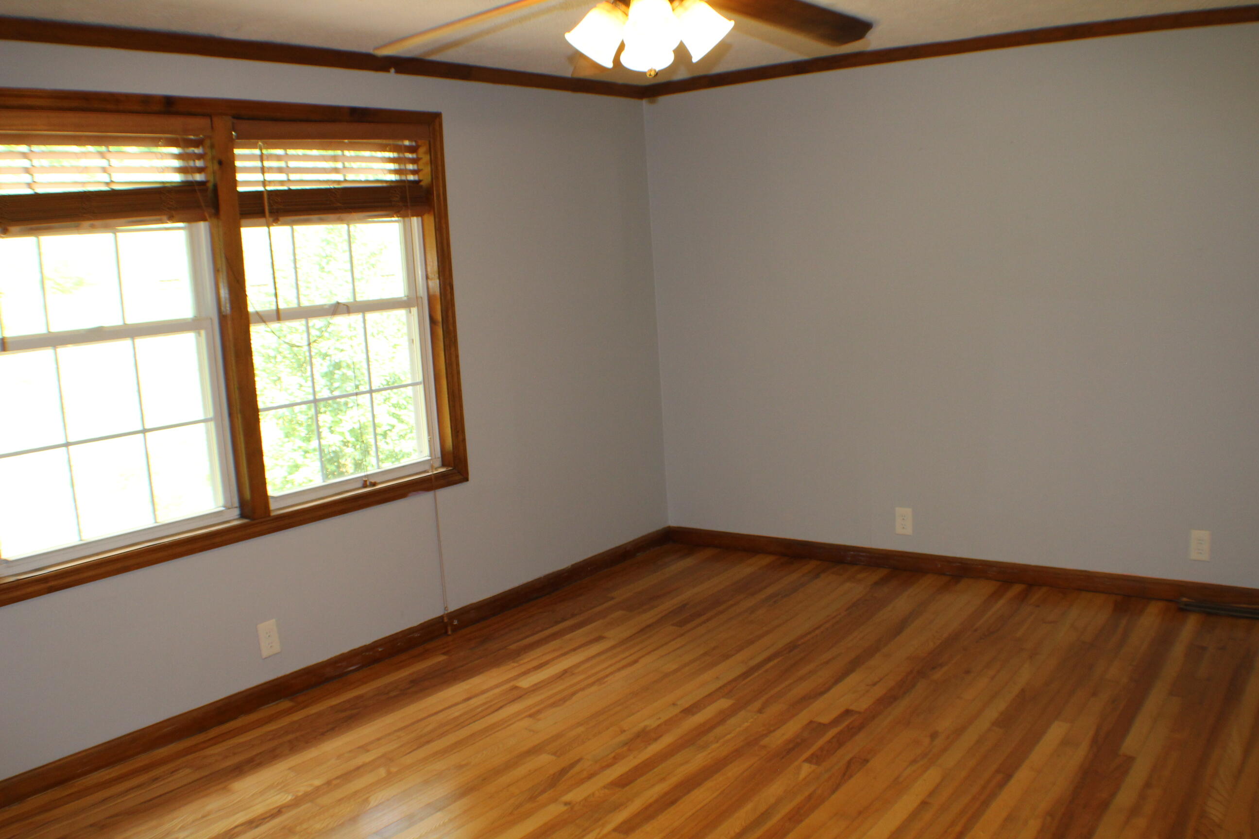 432 Ridgefields Road, Unit 26 Kingsport, TN 37660 - Photo 26 of 38 Bedroom 3