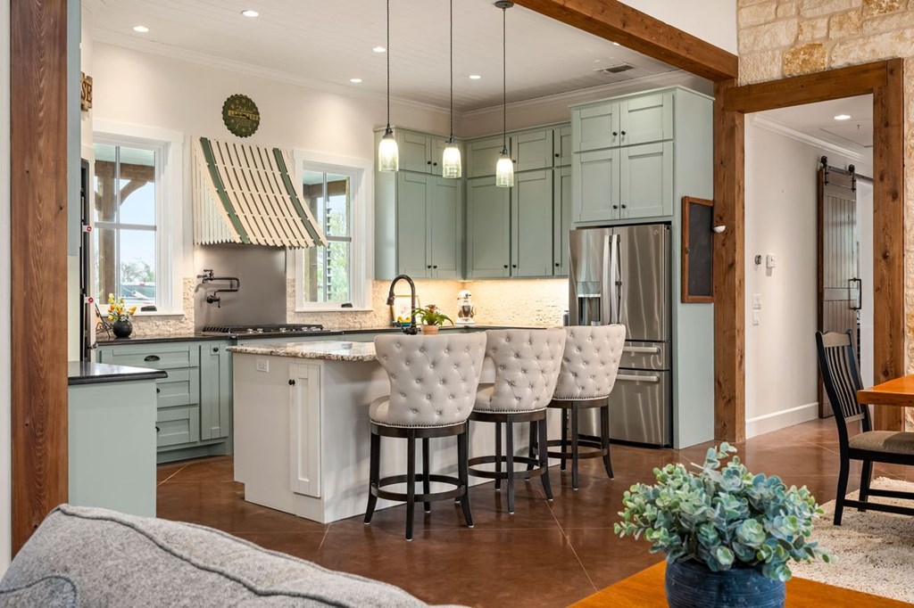 1503 Funf Kinder Road Fredericksburg, TX 78624 - Photo 19 of 70