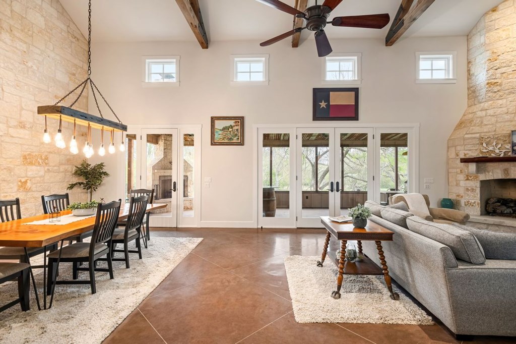 1503 Funf Kinder Road Fredericksburg, TX 78624 - Photo 23 of 70