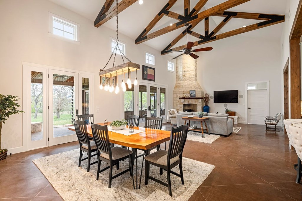 1503 Funf Kinder Road Fredericksburg, TX 78624 - Photo 24 of 70