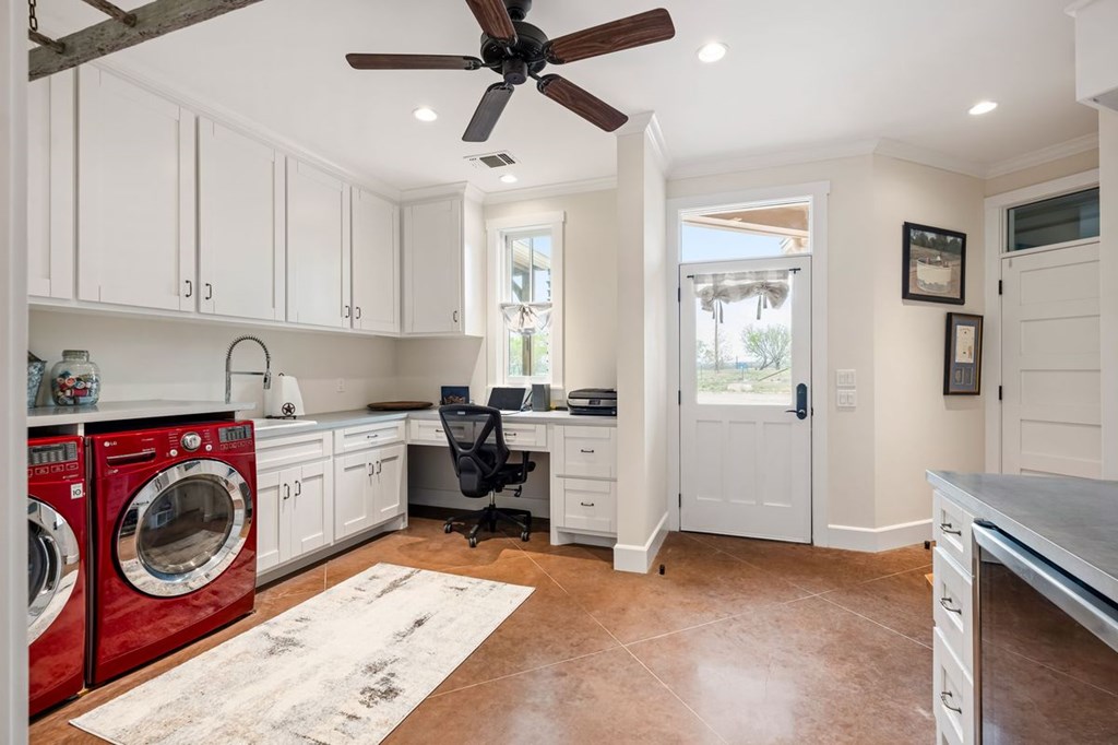 1503 Funf Kinder Road Fredericksburg, TX 78624 - Photo 36 of 70