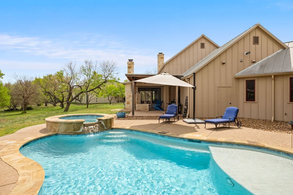 1503 Funf Kinder Road Fredericksburg, TX 78624 - Photo 42 of 70