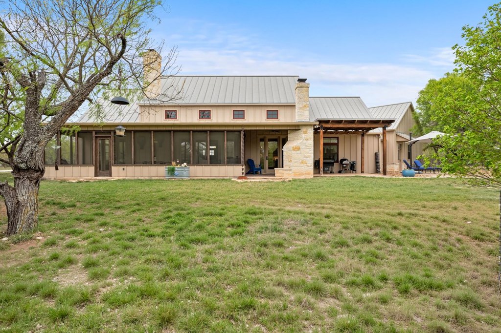 1503 Funf Kinder Road Fredericksburg, TX 78624 - Photo 49 of 70