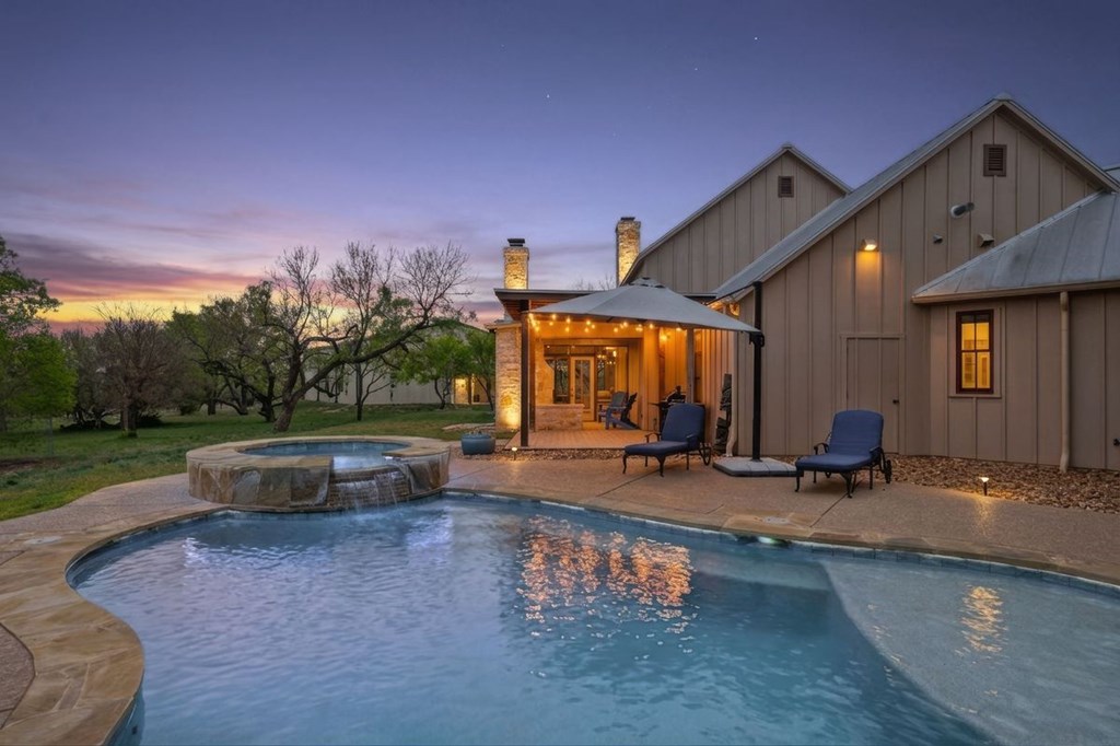 1503 Funf Kinder Road Fredericksburg, TX 78624 - Photo 5 of 70