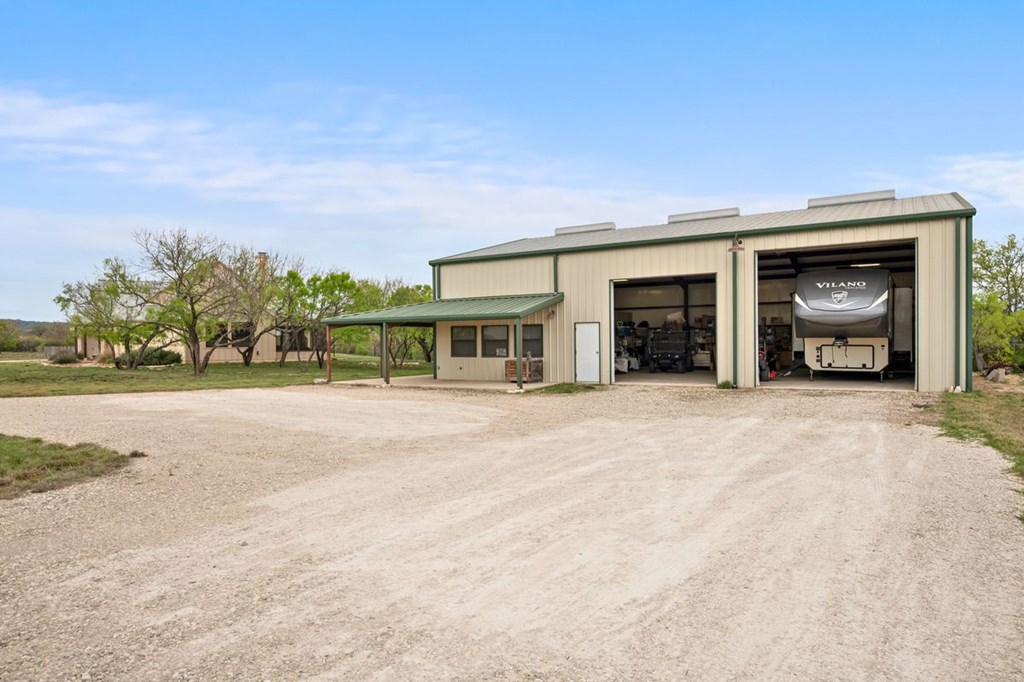1503 Funf Kinder Road Fredericksburg, TX 78624 - Photo 53 of 70