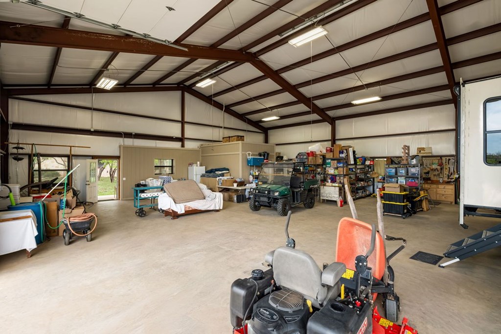 1503 Funf Kinder Road Fredericksburg, TX 78624 - Photo 54 of 70