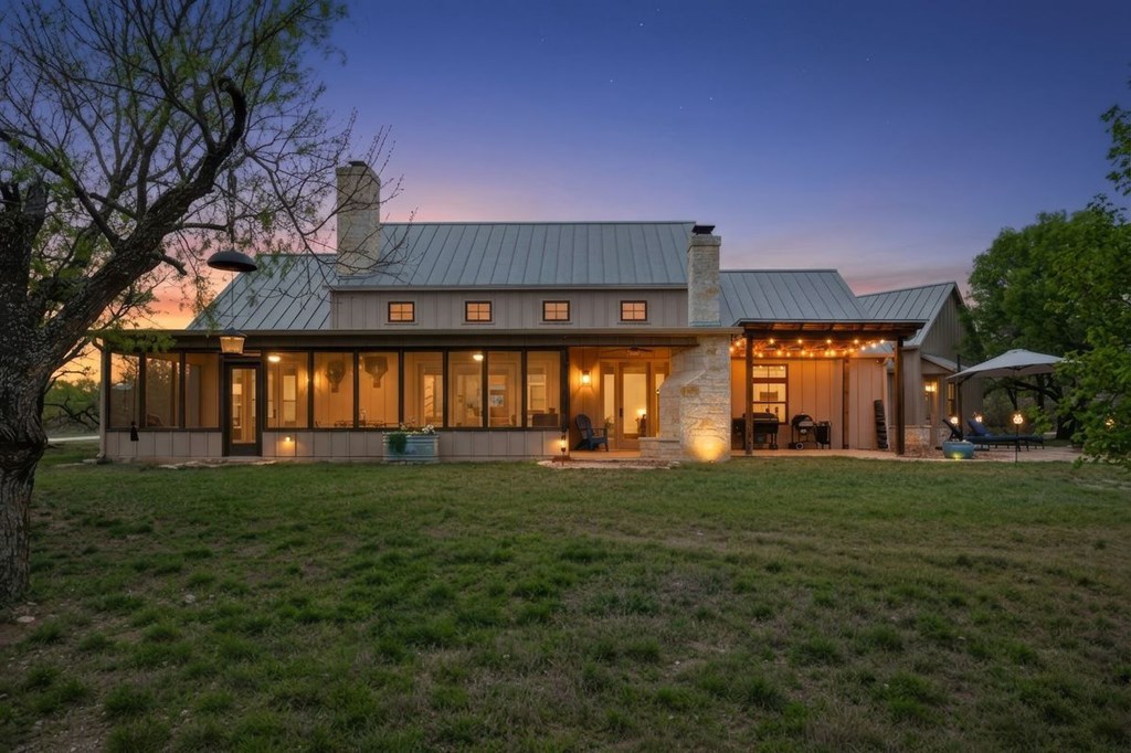 1503 Funf Kinder Road Fredericksburg, TX 78624 - Photo 6 of 70