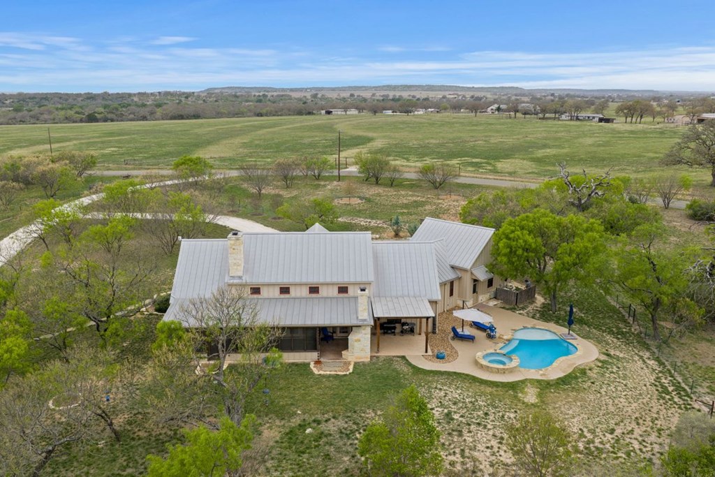 1503 Funf Kinder Road Fredericksburg, TX 78624 - Photo 67 of 70
