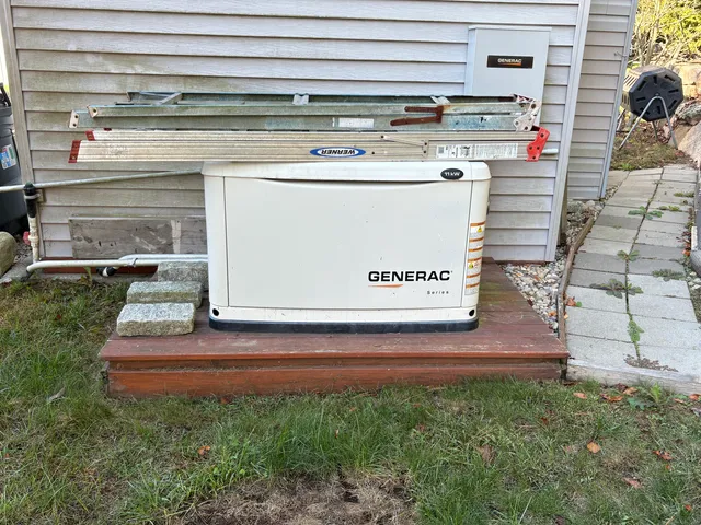 $179,900 | 106 Stephen Drive, Stonington, CT 06378