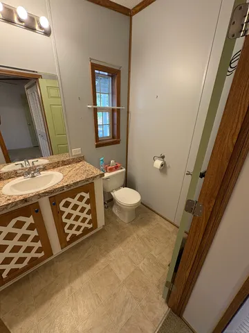 $179,900 | 106 Stephen Drive, Stonington, CT 06378