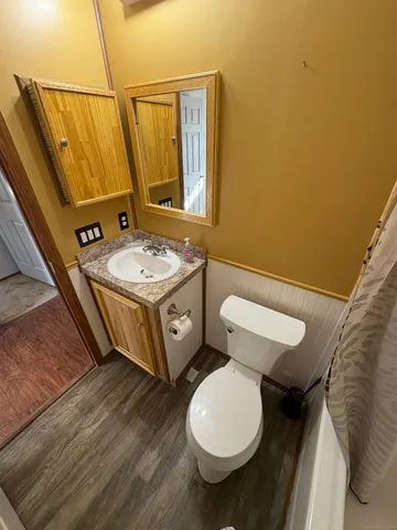 $179,900 | 106 Stephen Drive, Stonington, CT 06378