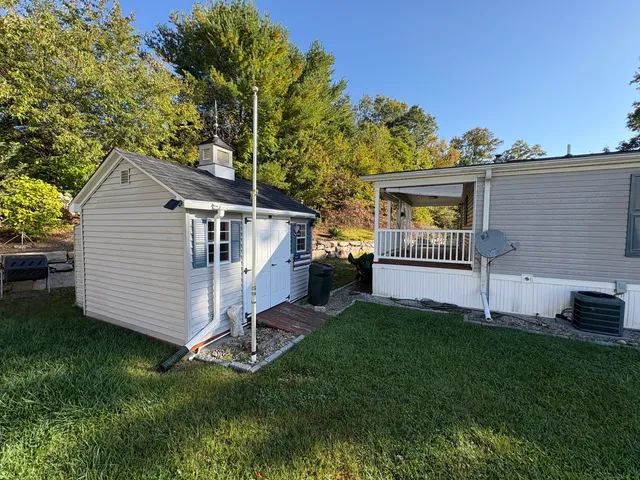 $179,900 | 106 Stephen Drive, Stonington, CT 06378