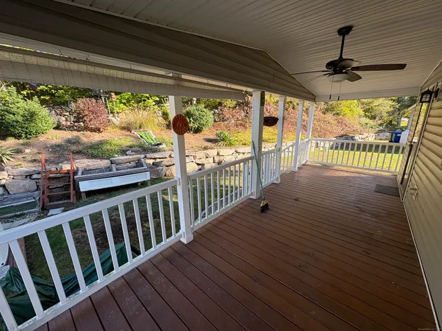 $179,900 | 106 Stephen Drive, Stonington, CT 06378