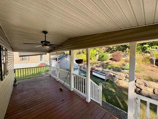 $179,900 | 106 Stephen Drive, Stonington, CT 06378