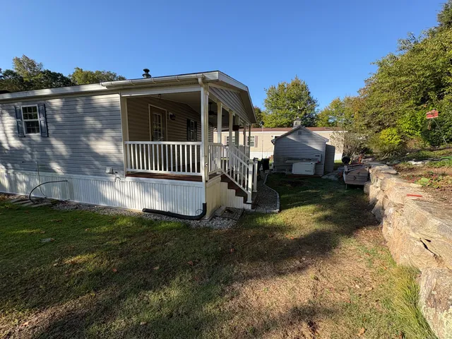 $179,900 | 106 Stephen Drive, Stonington, CT 06378