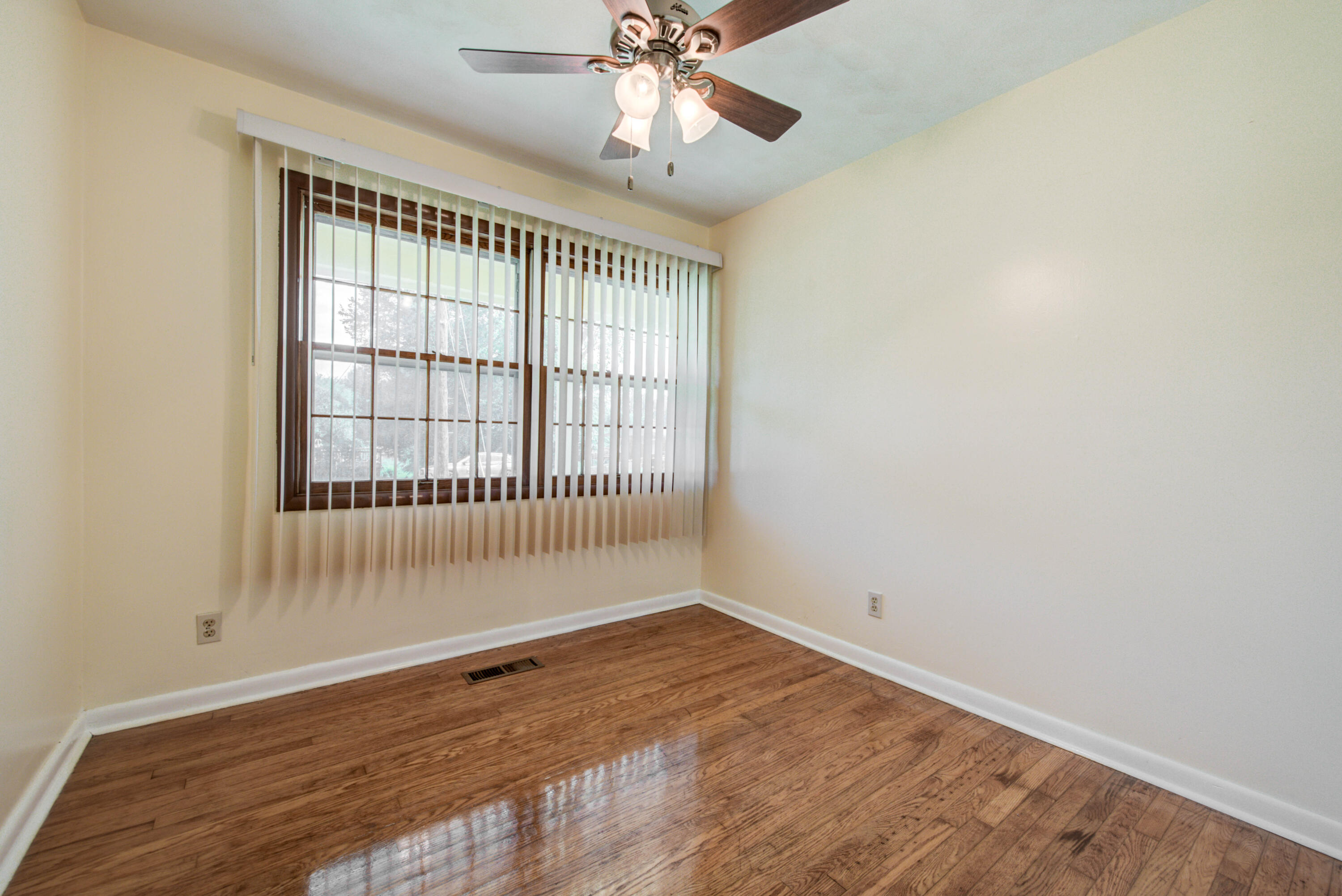 502 Robertsville Road Oak Ridge, TN 37830 - Photo 12 of 22 Bed 1
