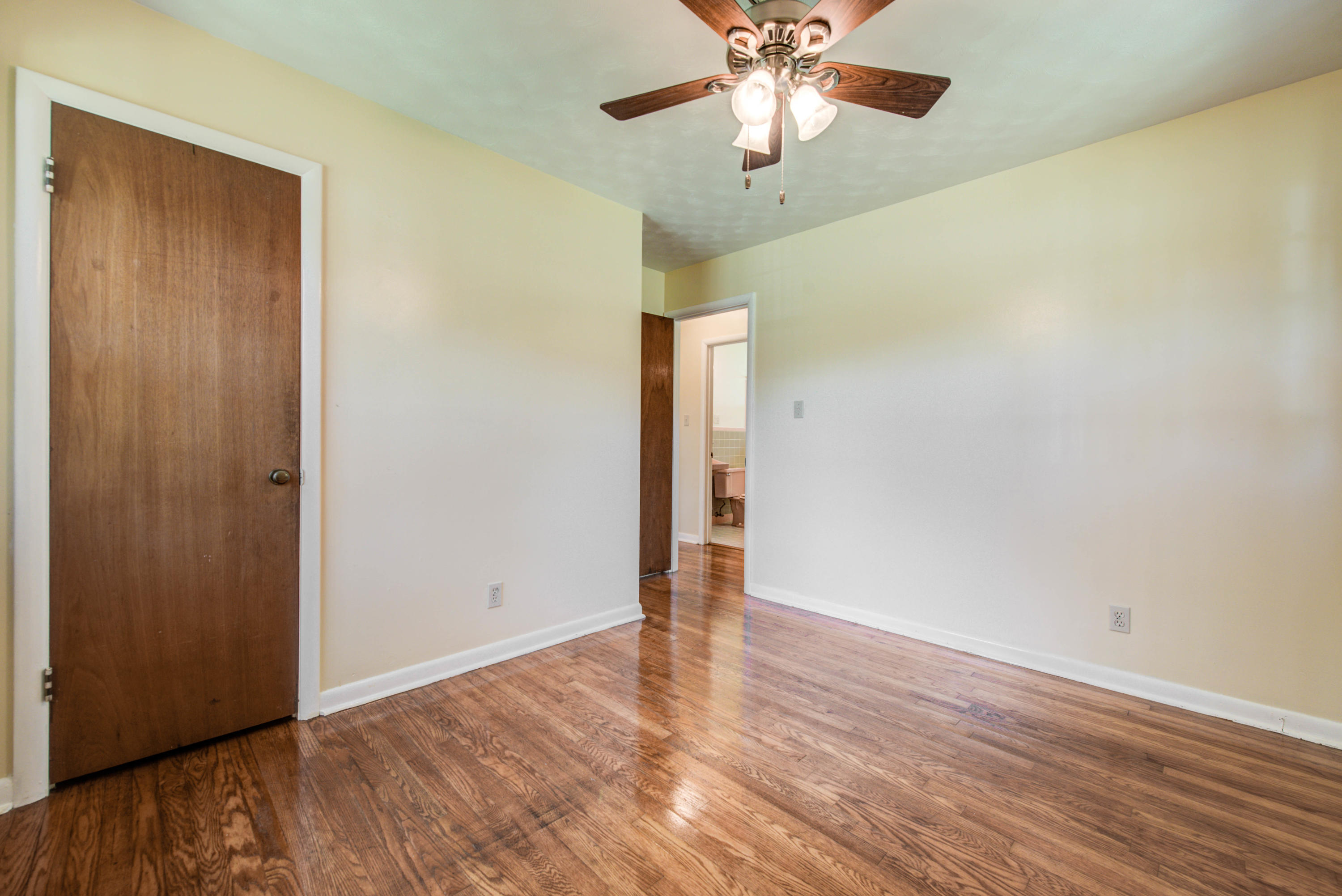 502 Robertsville Road Oak Ridge, TN 37830 - Photo 15 of 22 Bed 2 View 2