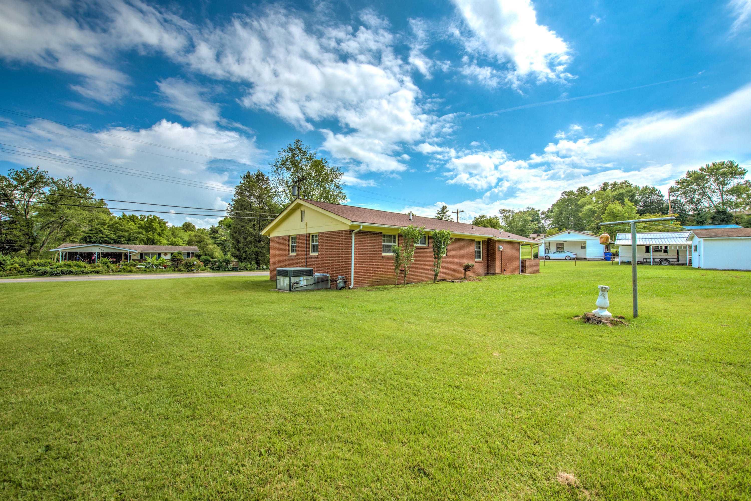 502 Robertsville Road Oak Ridge, TN 37830 - Photo 21 of 22 Side View