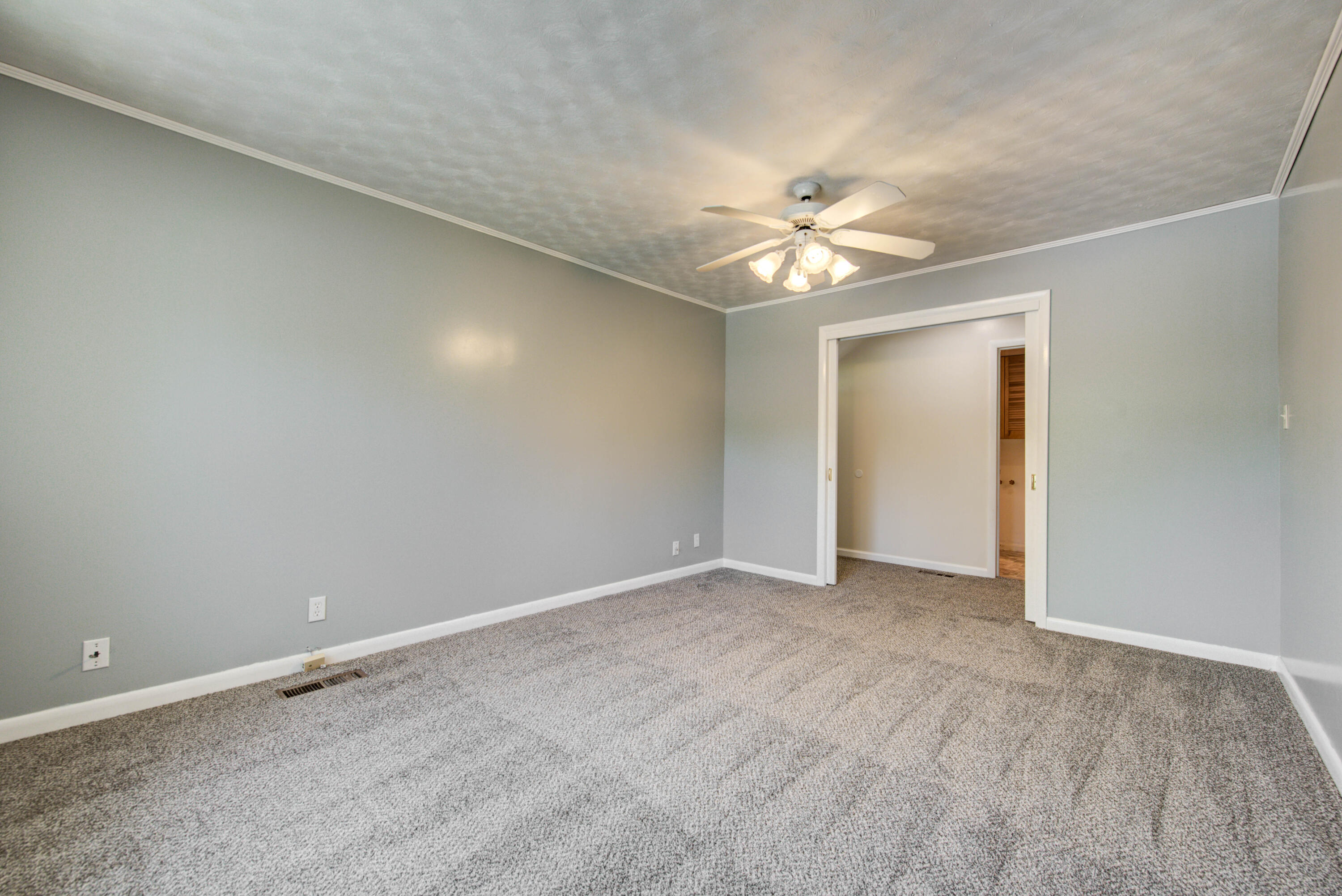 502 Robertsville Road Oak Ridge, TN 37830 - Photo 7 of 22 Bonus Room