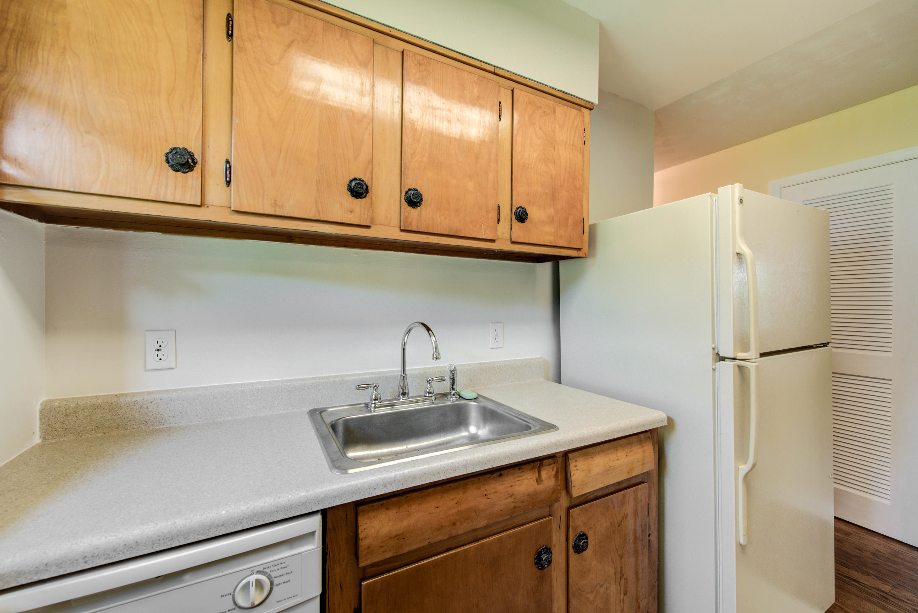 502 Robertsville Road Oak Ridge, TN 37830 - Photo 9 of 22 Kitchen