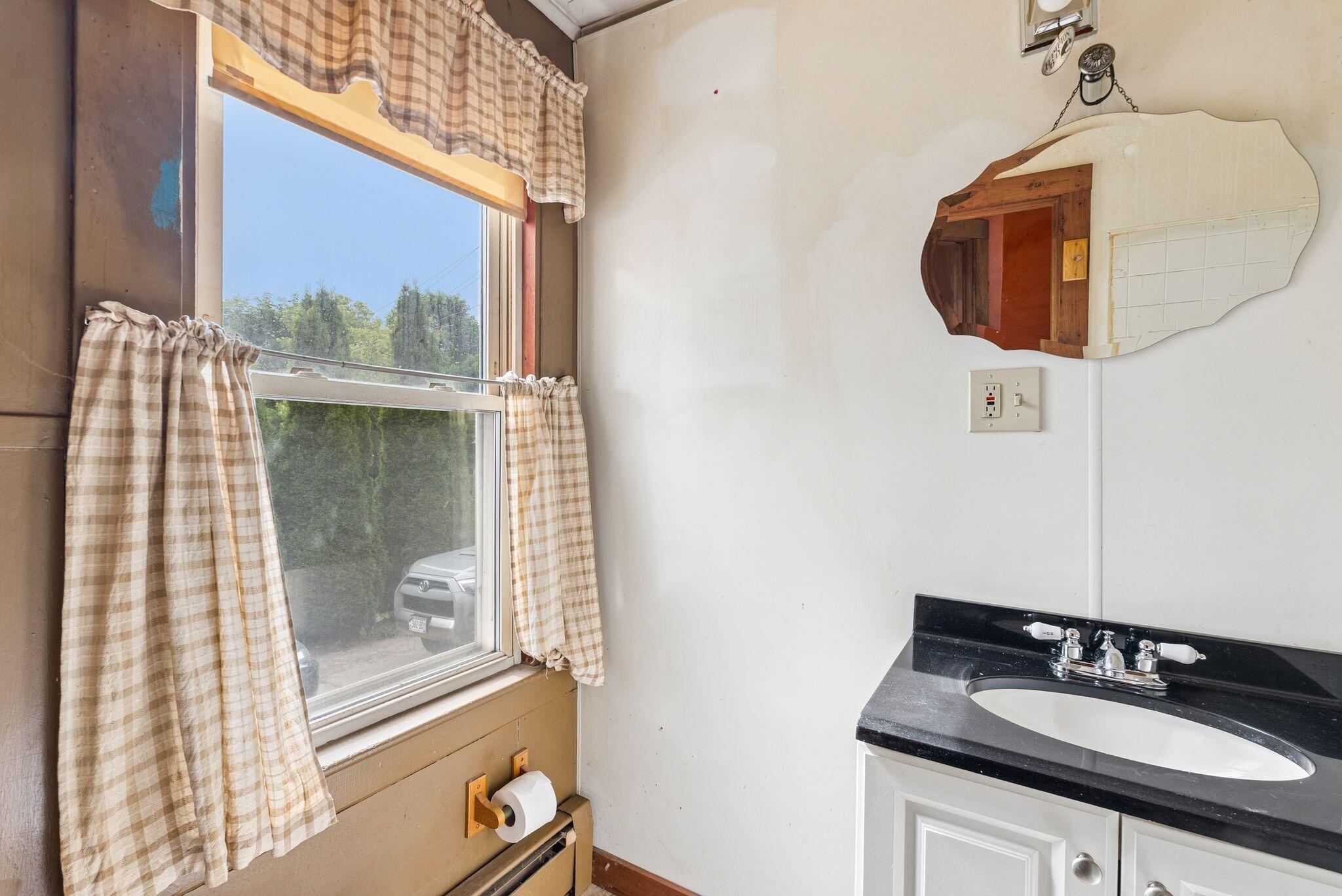 8 Vigue Street Waterville, ME 04901 - Photo 21 of 65 28_DSC07472