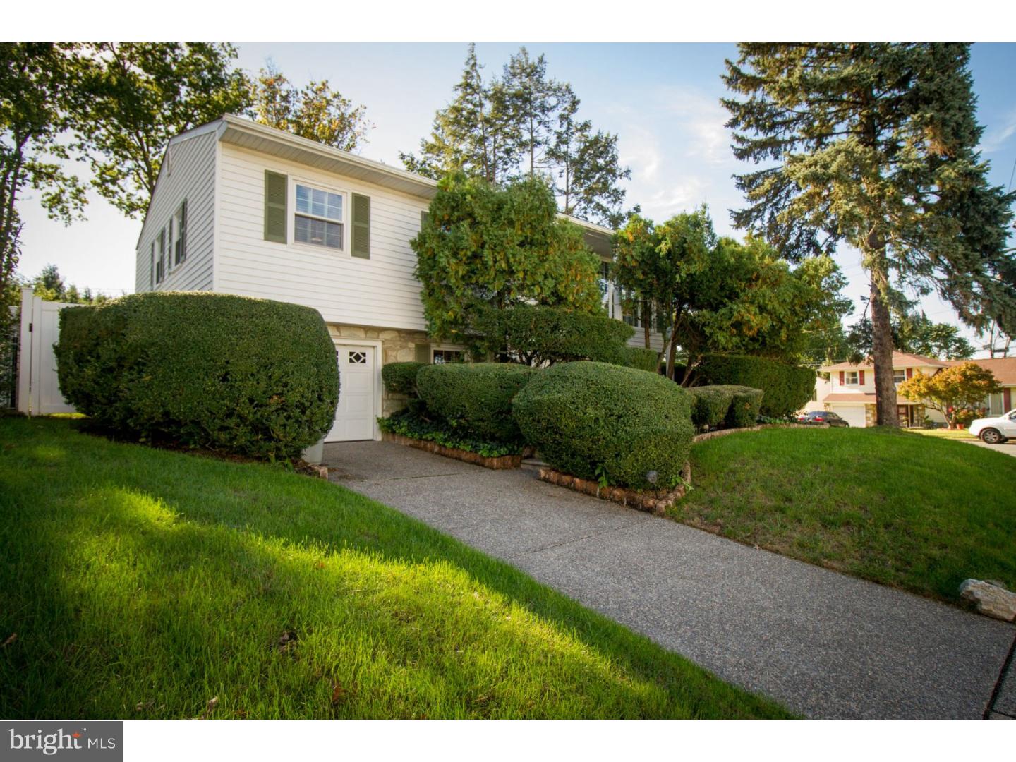 9701 Portis Road Philadelphia, PA 19115 - Photo 1 of 25 View