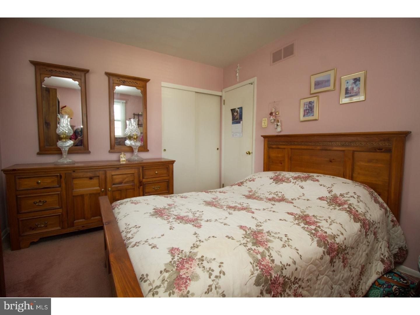 9701 Portis Road Philadelphia, PA 19115 - Photo 13 of 25 Bedroom 2
